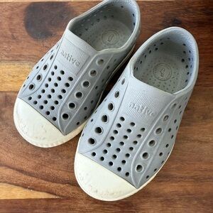 Native Kids Gray Shoes